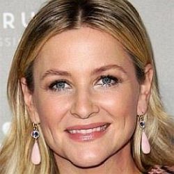 Jessica Capshaw