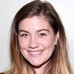 Laura Dreyfuss