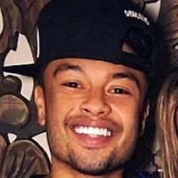 Alfredo Flores