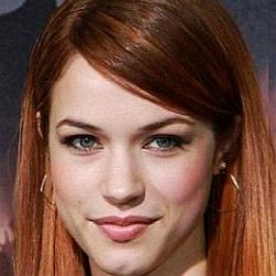 Alexis Knapp