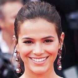 Bruna Marquezine