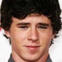 Charlie McDermott