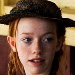 Amybeth McNulty