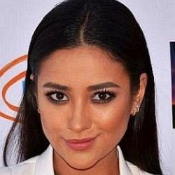 Shay Mitchell