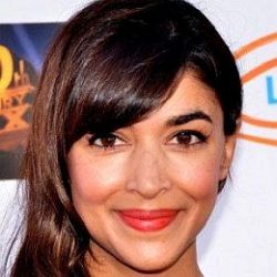 Hannah Simone