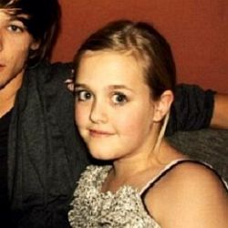 Lottie Tomlinson